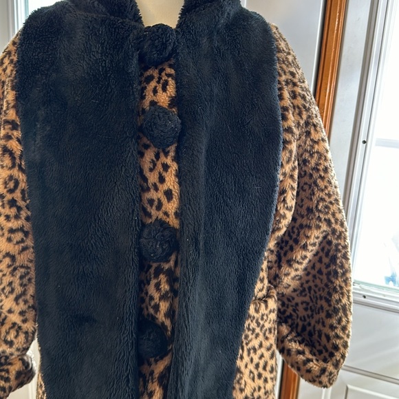 Vintage Milton Funwear Leopard Print Fun Fur Coat - Picture 2 of 11